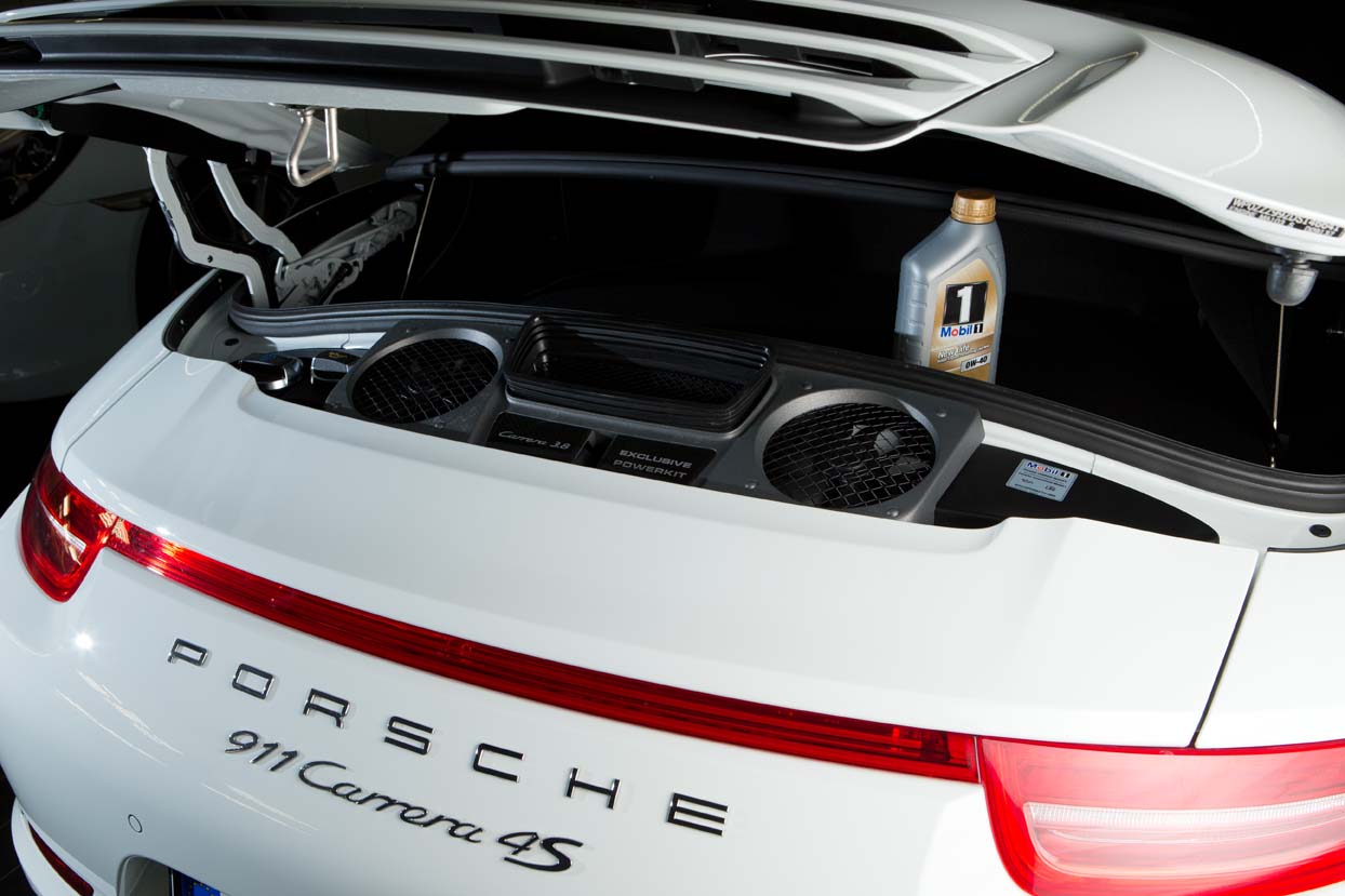 Już ponad milion silników Porsche zostało fabrycznie zalanych olejem Mobil 1.