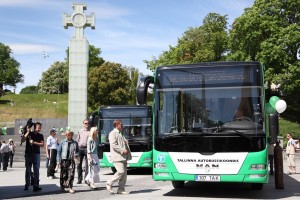 Autobusy ze Starachowic i Sadów do Tallina
