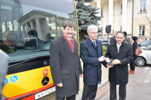 Warszawa odebrała pierwsze autobusy miejskie Mercedesa