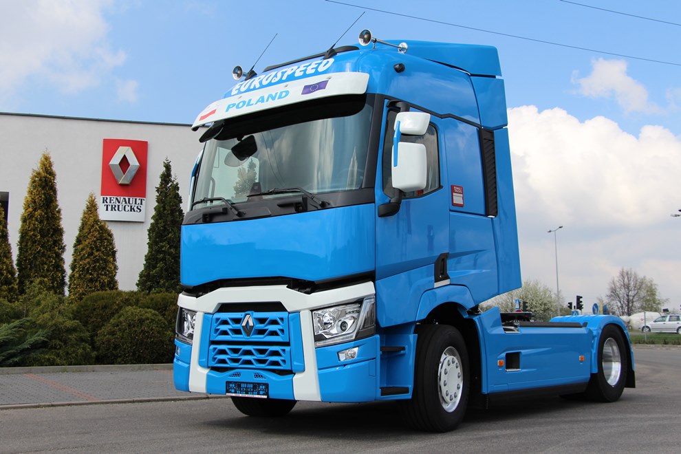 Nowa Gama Renault Trucks W Polskich Barwach - Truckfocus.pl