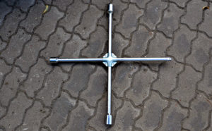 Würth: Krzyżakowy klucz do kół samochodów ciężarowych