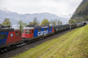 Bosch i SBB Cargo pracują nad pociągiem towarowym podłączonym do sieci