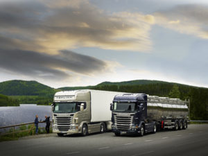 Scania ogłasza konkurs dla kierowców w ramach kampanii “Zawsze na czele”