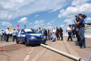Innowacyjne słupy oświetleniowe polskiej firmy zwiększą bezpieczeństwo na drogach