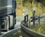 Mandaty i taryfikatory w transporcie – jak jeździć w zgodzie z prawem?