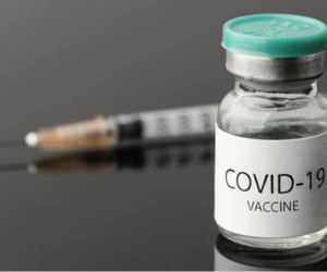 Kierowcy ciężarówek przeciwni obowiązkowym szczepieniom na COVID – wyniki ankiety