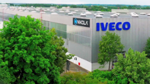 Z nowej fabryki Nikola w Niemczech wyjedzie elektryczny model Tre – oficjalne otwarcie