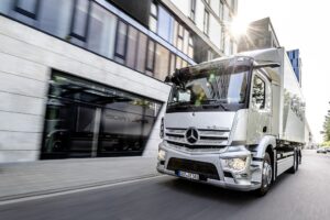 Mercedes-Benz podsumowuje działania w 2021 roku