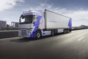 Elektryczna gama ciężarówek Renault dostępna w przedsprzedaży