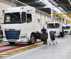 Otwarto nowy zakład montażu elektrycznych pojazdów ciężarowych DAF