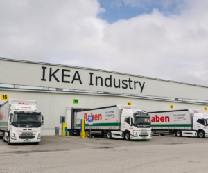 IKEA i Raben inwestują w zeroemisyjny transport towarów do obsługi fabryki w Zbąszynku