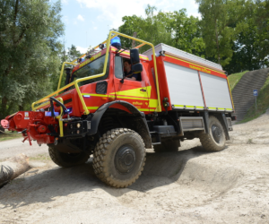 Akcje gaśnicze w najcięższym terenie będą prowadzone przez straż pożarną w Stuttgarcie przy pomocy Unimogów