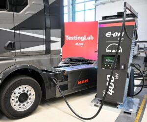 Polska nie zdąży z budową infrastruktury dla e-ciężarówek? AFIR stawia ambitne wymagania.