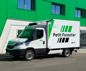 Setki nowych elektrycznych pojazdów we flocie Grupy Petit Forestier
