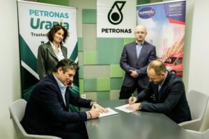 PETRONAS Lubricants International przedłuża współpracę z dystrybutorem