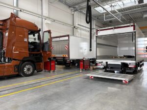 Nowe centrum Renault Trucks w Tłustem. Serwis fabryczny w nowym standardzie marki.
