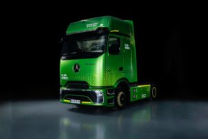 Daimler Truck Polska i warszawska ASP stworzą jubileuszowy ShowTruck