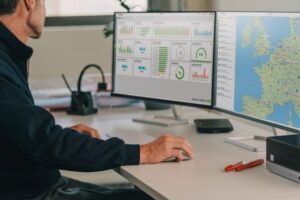 Webfleet wskazuje drogę do oszczędności. Ograniczenie marnotrawstwa paliwa w flotach.