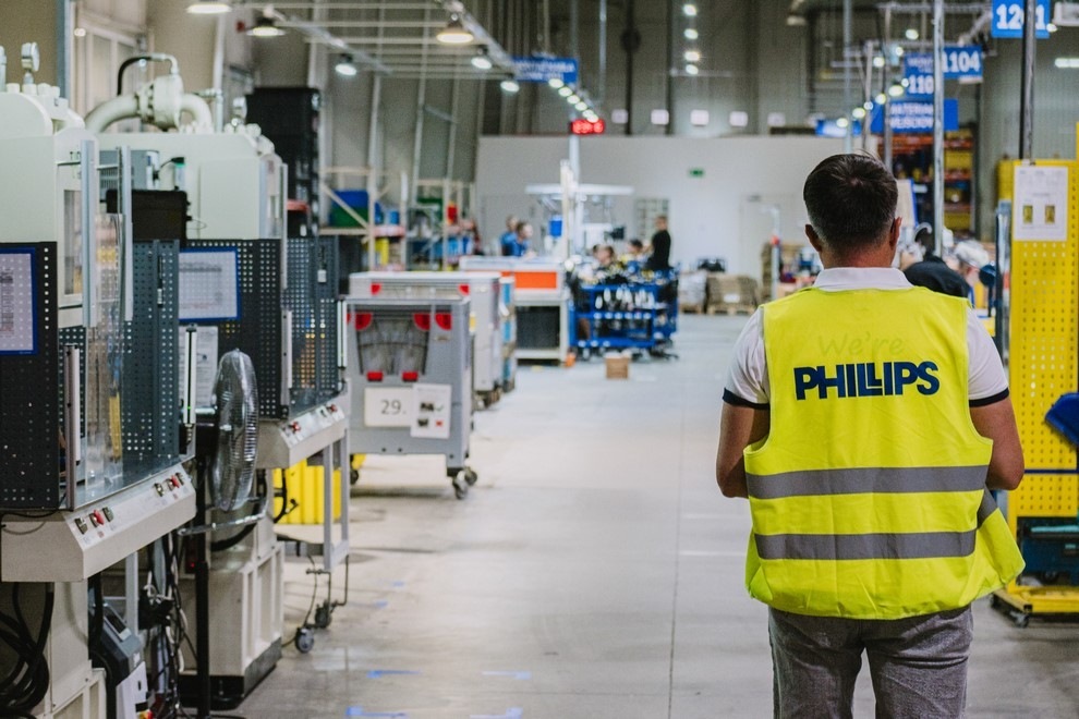 Phillips Europe zdobywa pozycję lidera rynku OE. Nowe kompetencje wzmocnią aftermarket.