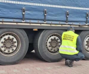 Poważne zagrożenie na autostradzie A4. ITD zatrzymało ciężarówkę z Ukrainy.